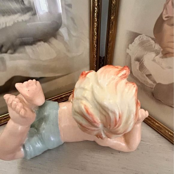 Vintage Ucagco Ceramic  Baby Figurine - Picture 3 of 4